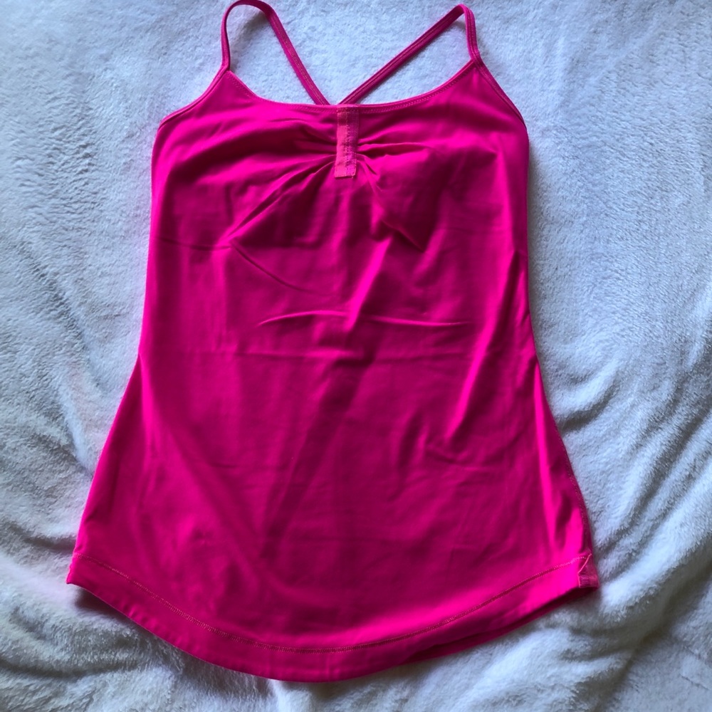 Lululemon top